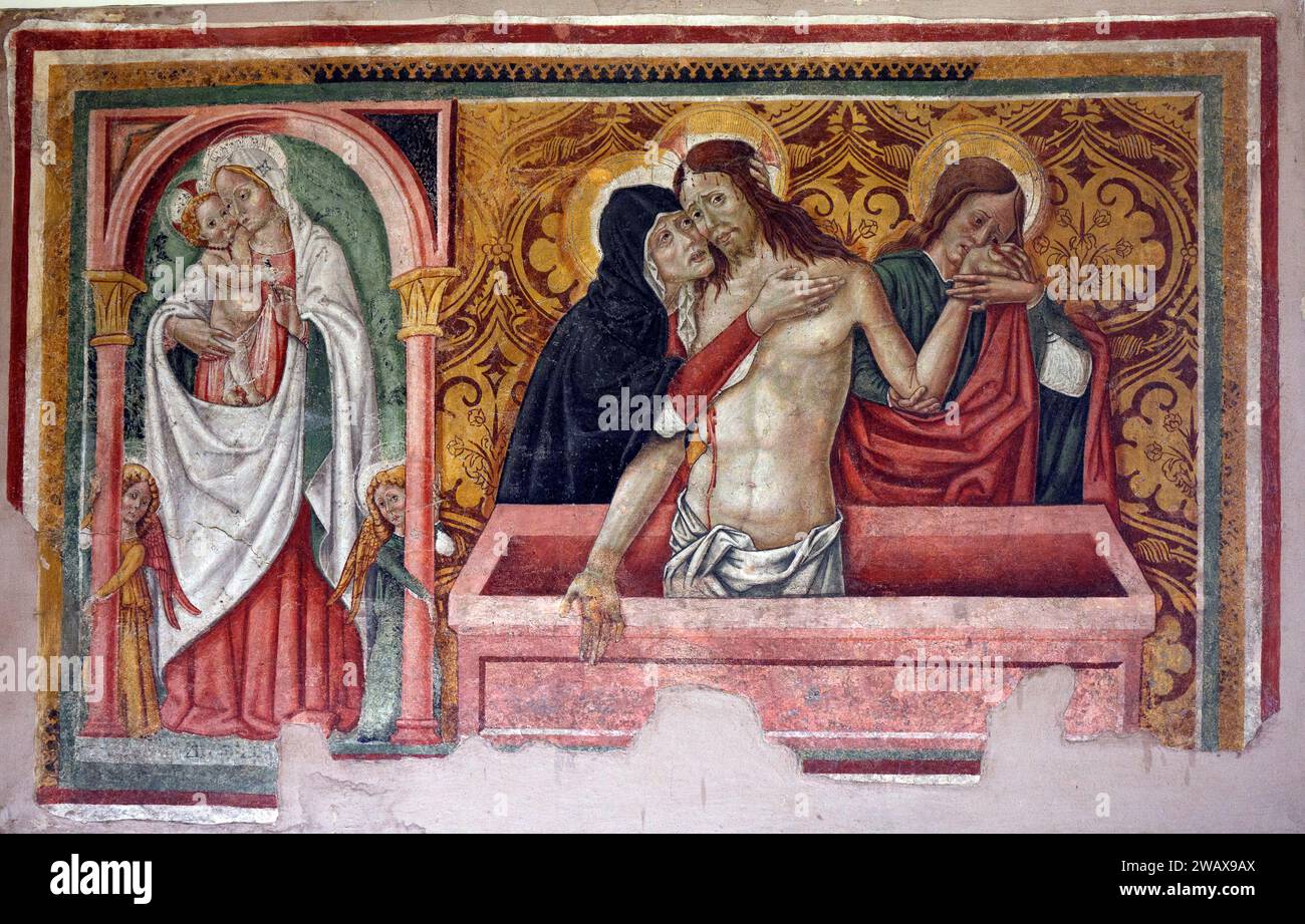 Italie Ombrie Foligno : Palazzo Trinci. Abrite une galerie d'art et un musée archéologique. Madonna de Loreto et pitié. Ugolino da Gisberto. Fresque détachée 1494 Banque D'Images