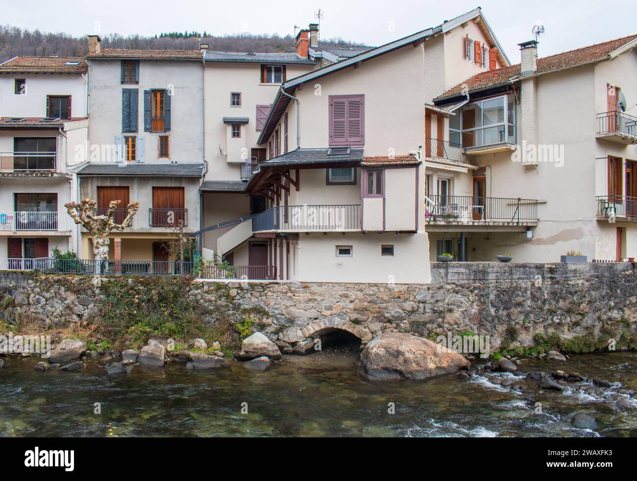 La ville thermale d'Ax-les-Thermes en Ariège, France Banque D'Images