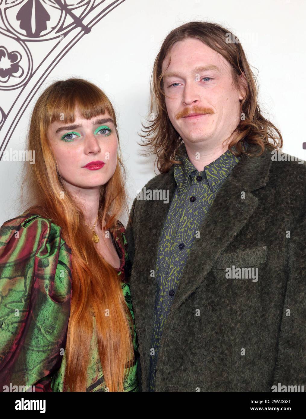 LOS ANGELES, CA - JANVIER 6 : Katya Zvereva, Caleb Landry Jones au Art of ElysiumÕs 2024 Heaven Gala au Wiltern Theater de Los Angeles, Californie le 6 janvier 2024. Droit d'auteur : xFayexSadoux Banque D'Images