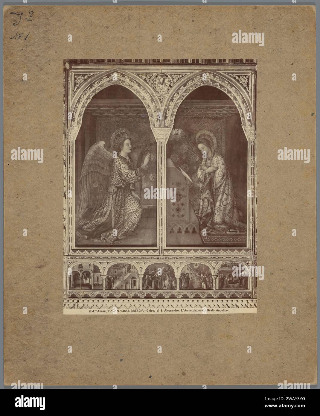 Production photographique d'un tableau de FRA Angelico, représentant l'Annonciation, c. 1875 - c. 1900 photographie Chiesa di Sant'Alessandroafter peinture par : Florence carton. Support photographique Albumen print l'Annonciation : Marie agenouillée Eglise de Sant'Alessandro Banque D'Images