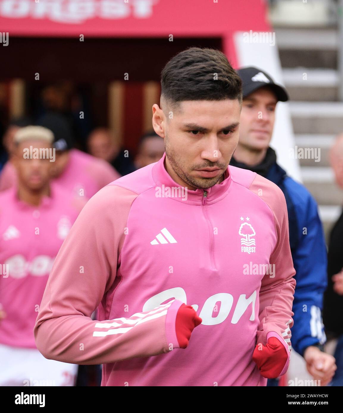 The City Ground, Nottingham, Royaume-Uni. 7 janvier 2024. FA Cup Third Round football, Nottingham Forest contre Blackpool ; Gonzalo Montiel de Nottingham Forest pendant l'échauffement d'avant-match crédit : action plus Sports/Alamy Live News Banque D'Images