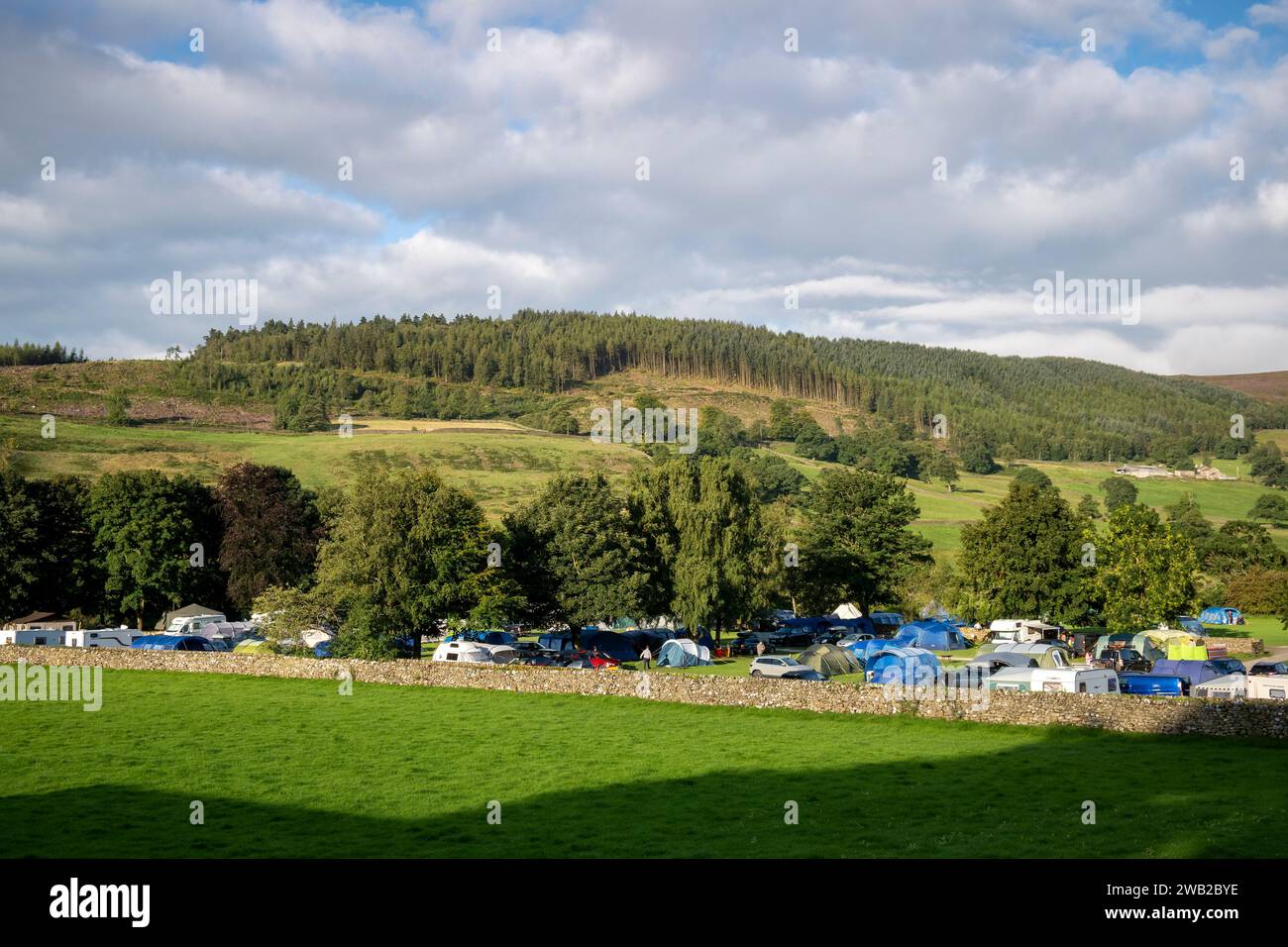 Mason's Camp site à Appletreewick, près de l'abbaye de Bolton à Wharfedale. Banque D'Images