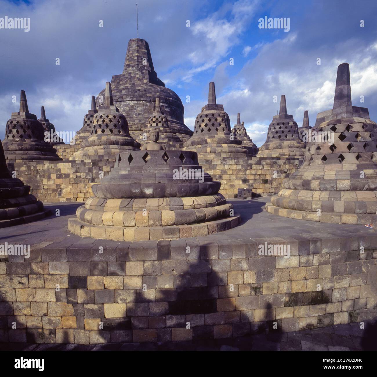 Indonésie, Yogyakarta. Stupas Borobudur. Banque D'Images