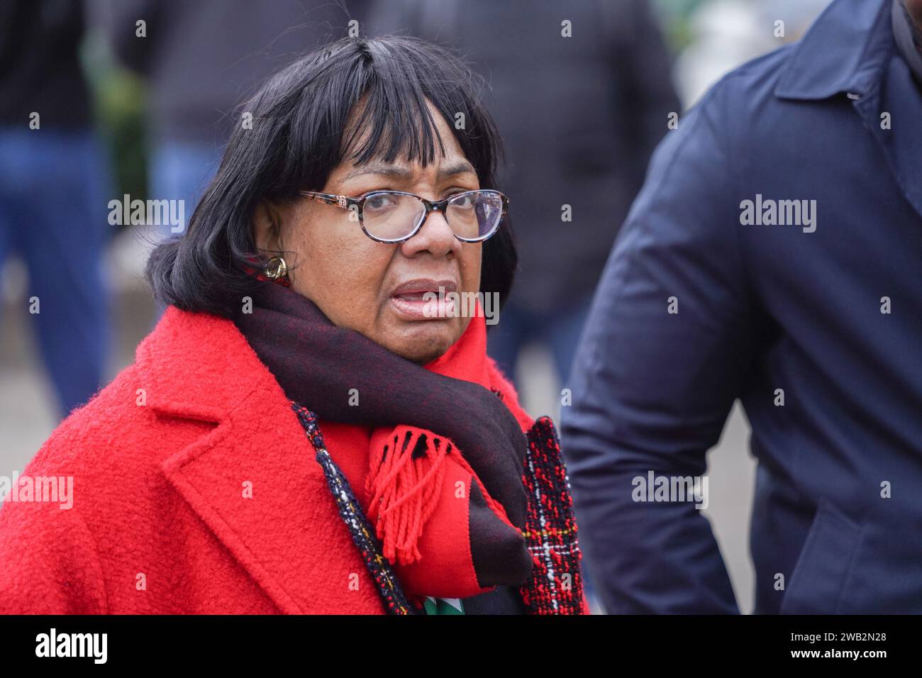 Londres, Royaume-Uni. 8 janvier 2024. Diane Abbott ancienne secrétaire d'État à l'intérieur fantôme sous Jeremy Corbyn et députée travailliste de Hackney North et Stoke Newington à Westminster. Crédit : amer ghazzal/Alamy Live News Banque D'Images