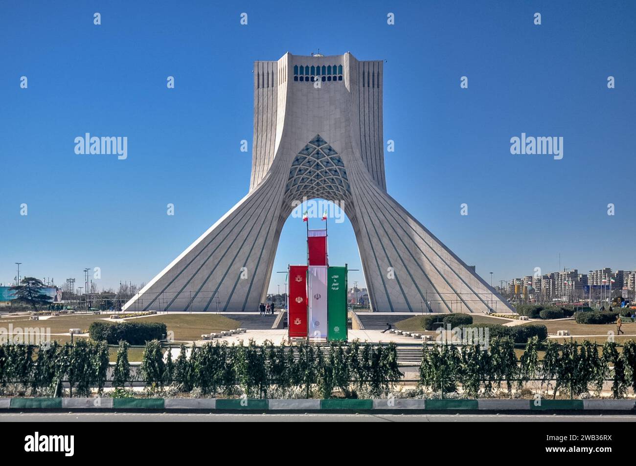 Tour Azadi (Borj-e Azadi), alias Tour Shahyad, Téhéran, Iran. Construit en 1971 pour commémorer le 2500e anniversaire de la fondation de l'Empire perse Banque D'Images