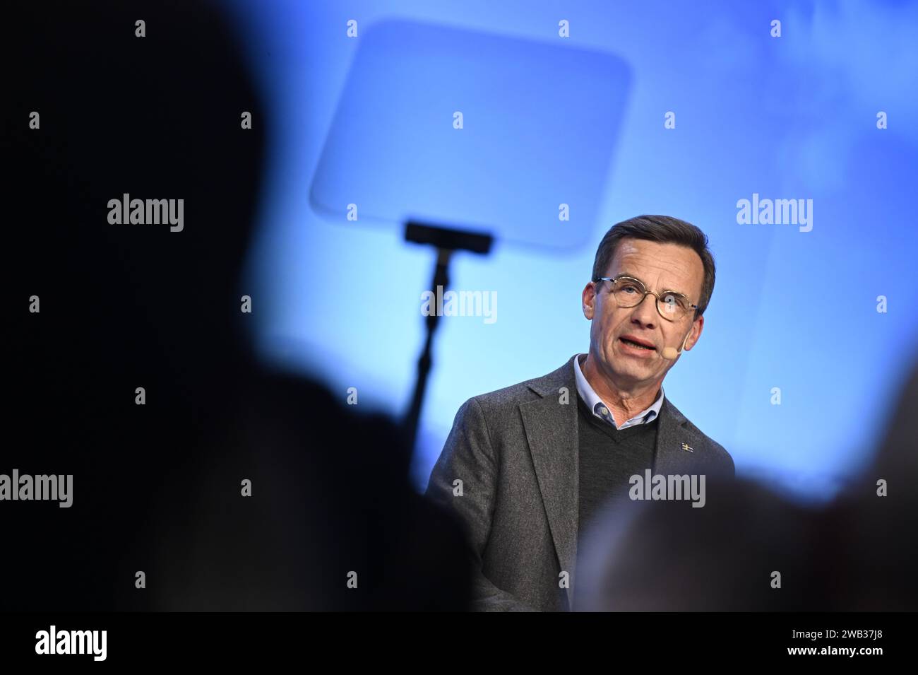 Le Premier ministre suédois Ulf Kristersson prend la parole lors de la