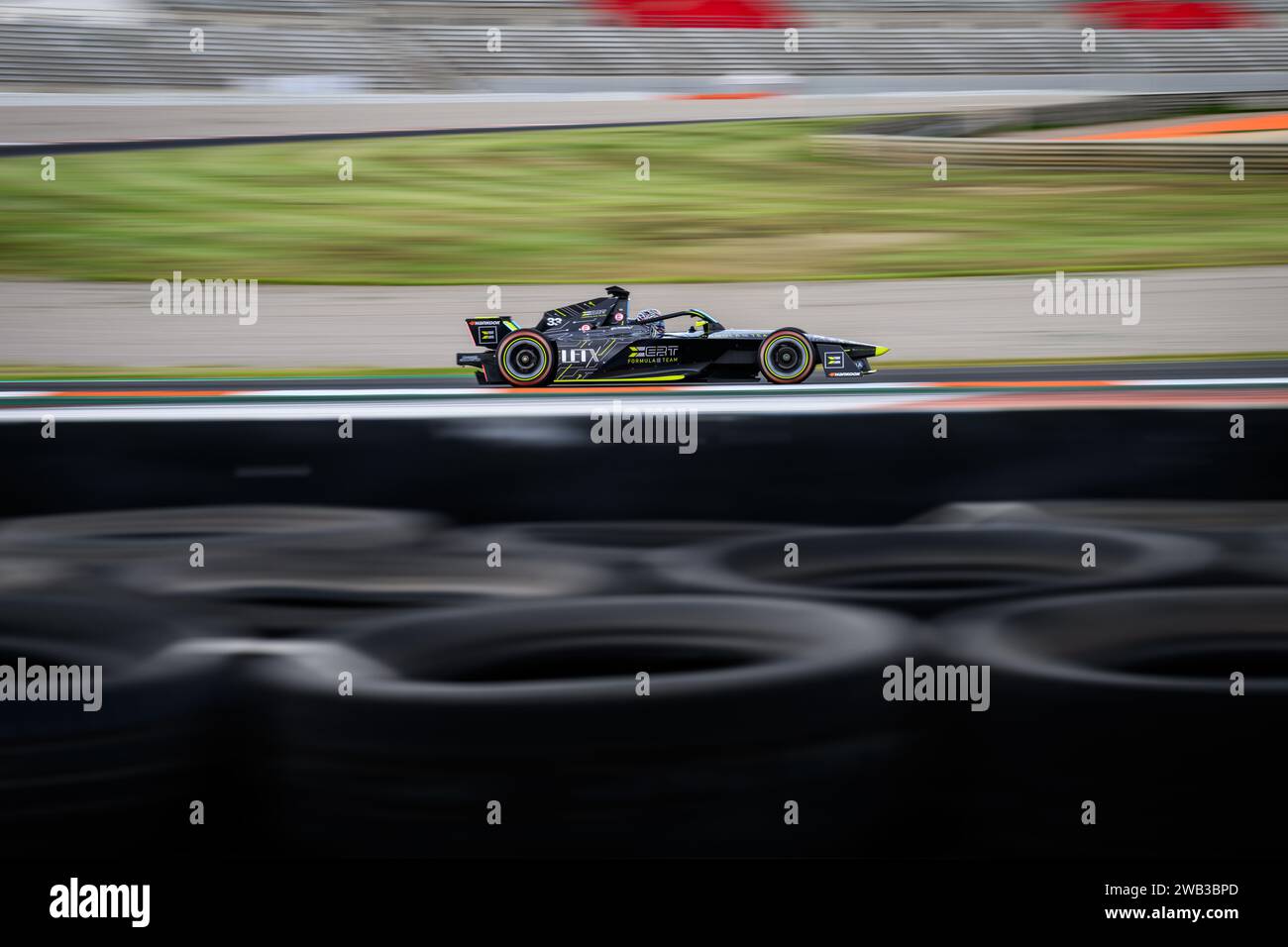 Entraînement de voiture électrique Black Formula E sur le circuit Ricardo Tormo de Valence lors de l'ABB FIA Formula E Test 2024 Banque D'Images