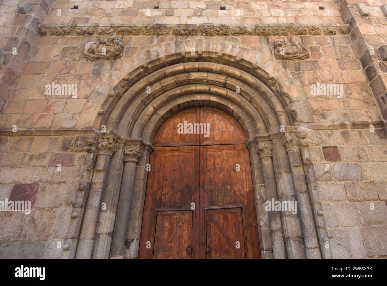 Porte de la cathédrale Santa Maria d’Urgell, la Seu d’Urgell, province de Lleida, Catalogne, Espagne Banque D'Images