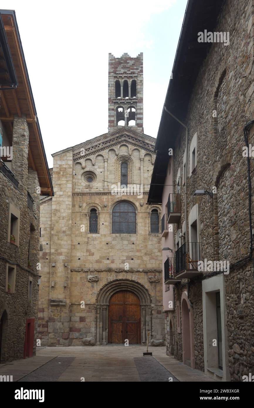 Façade de la cathédrale de Santa Maria d’Urgelll, la Seu d’Urgell, province de Lleida, Catalogne, Espagne Banque D'Images