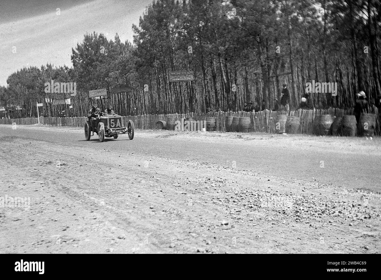 Première édition des 24 heures du Mans course de voitures de sport d'endurance (24 heures du Mans). 26 et 27 juin 1906. La Brasier I conduit par Paul Baras. Photo de Jean de Biré Banque D'Images