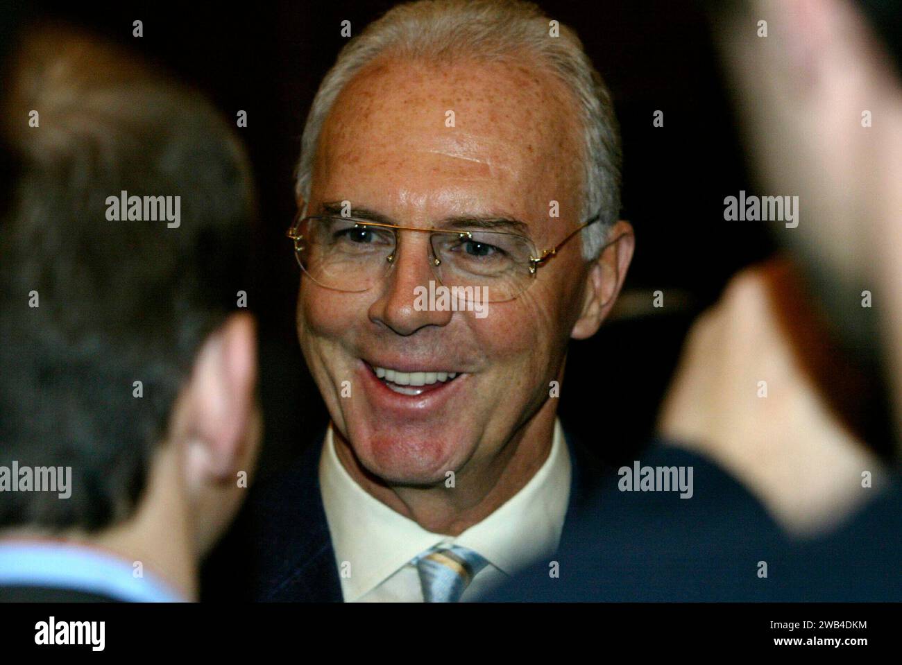 Hannover, Deutschland. 01 novembre 2003. WM 2006 Feier -Countdown- im neuen Rathaus zu Hannover am 301003 -hier mit Franz Beckenbauer. Foto ? Nordphoto GmbH/Rust crédit : dpa/Alamy Live News Banque D'Images