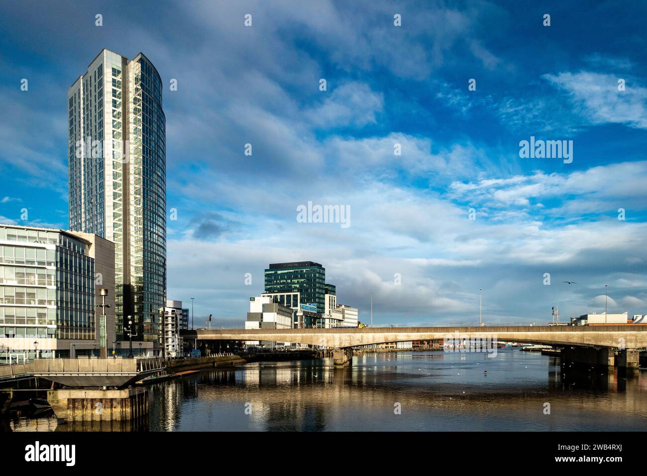 Le port de Belfast, en Irlande du Nord, vu depuis Donegall Quay. Banque D'Images