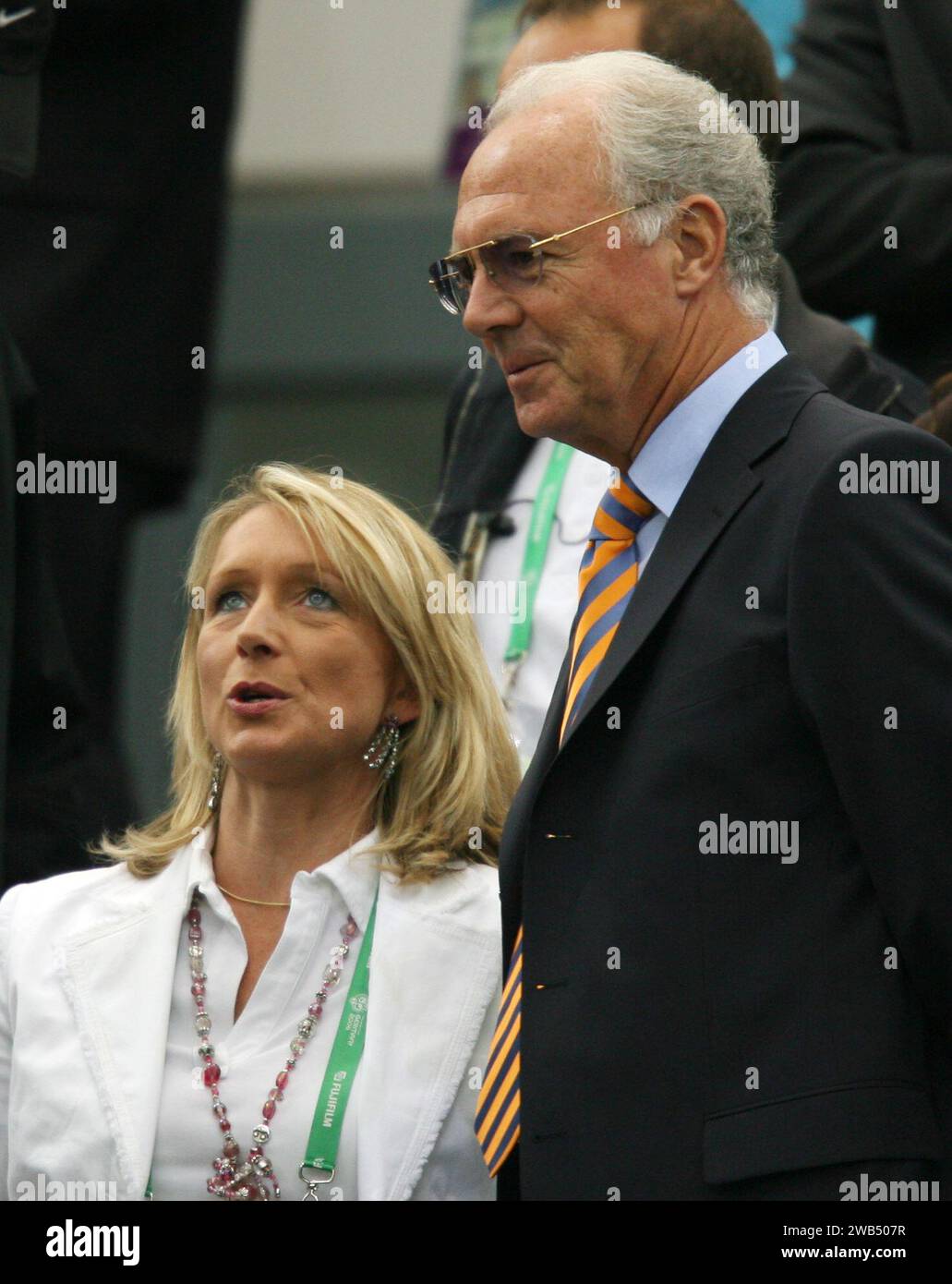 Franz beckenbauer mit Frau Heidrun Argentinien - Serbien Montenegro 6 : 0 Vorrunde Grupe C Argentine Serbie Montenegro Fifa Fussball Weltmeisterschaft in Deutschland 2006 coupe du monde de football FIFA en allemagne 2006 WM © diebilderwelt / Alamy stock Banque D'Images