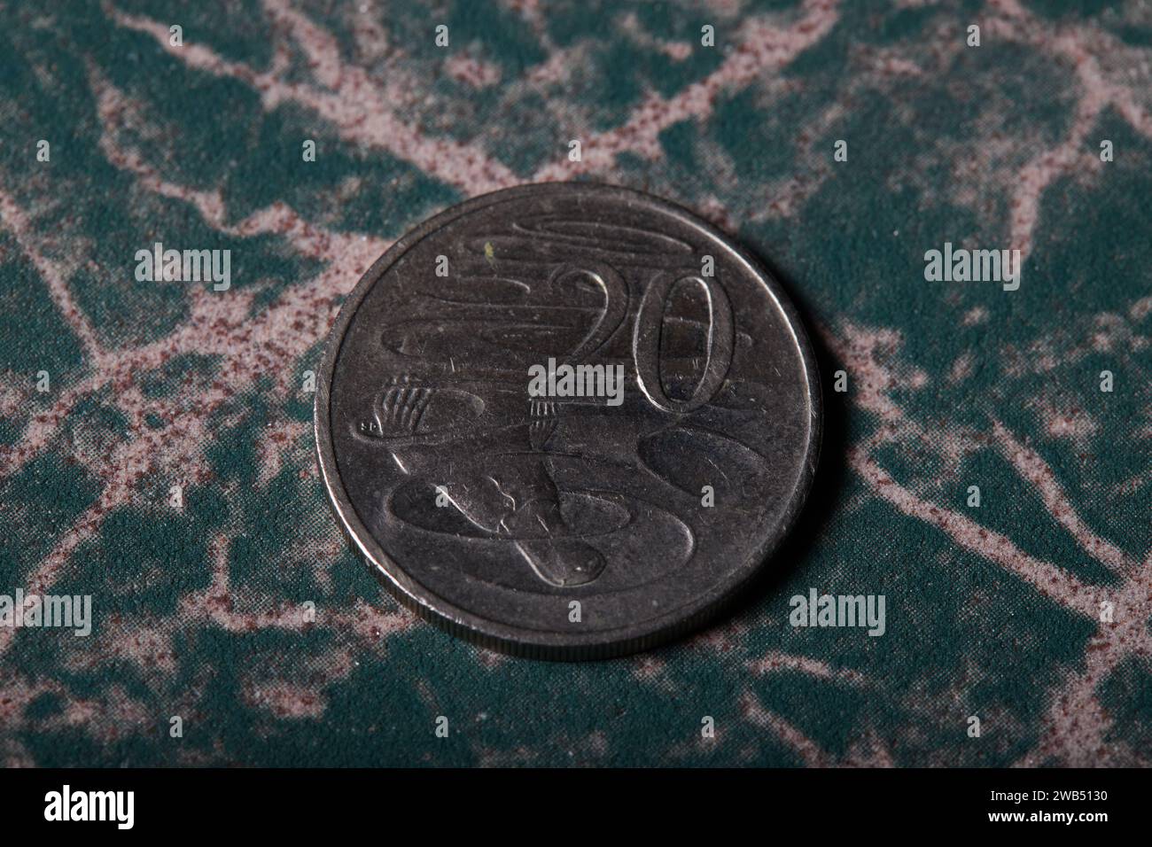 Monnaie australienne, billets en polymère et pièces de monnaie mettant en vedette des animaux australiens sur la face avant et la reine Elizabeth II sur la face arrière! Banque D'Images