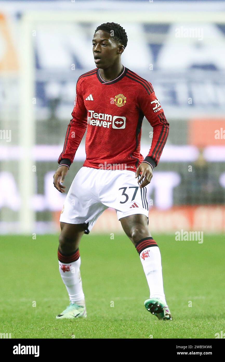 Wigan, Royaume-Uni. 08 janvier 2024. Alejandro Garnacho de Manchester United regarde. Emirates FA Cup, match de 3e tour, Wigan Athletic v Manchester Utd au DW Stadium à Wigan, Lancs, le lundi 8 janvier 2024. Cette image ne peut être utilisée qu'à des fins éditoriales. Usage éditorial uniquement, photo de Chris Stading/Andrew Orchard photographie sportive/Alamy Live News crédit : Andrew Orchard photographie sportive/Alamy Live News Banque D'Images