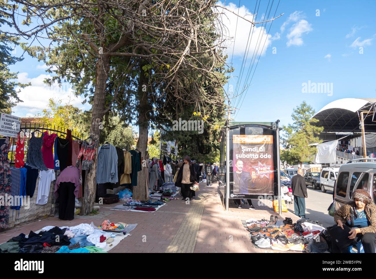 Marché de rue dans la ville d'Antalya Turquie Banque D'Images