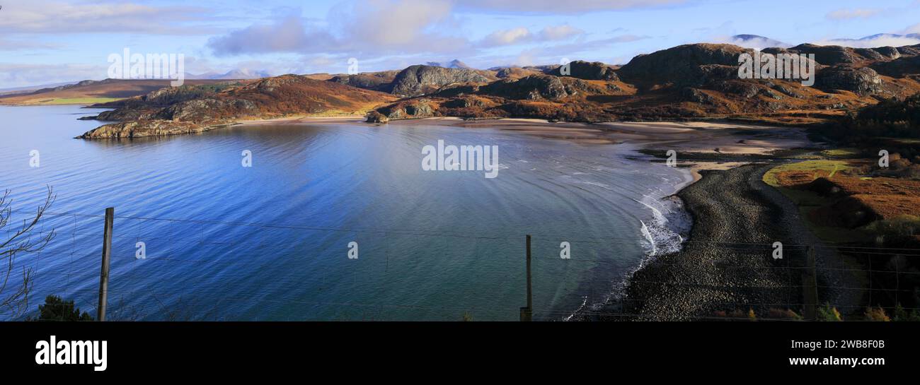 Vue d'automne sur Loch Ewe, Poolewe village, Wester Ross, North West Highlands de l'Écosse, Royaume-Uni Banque D'Images