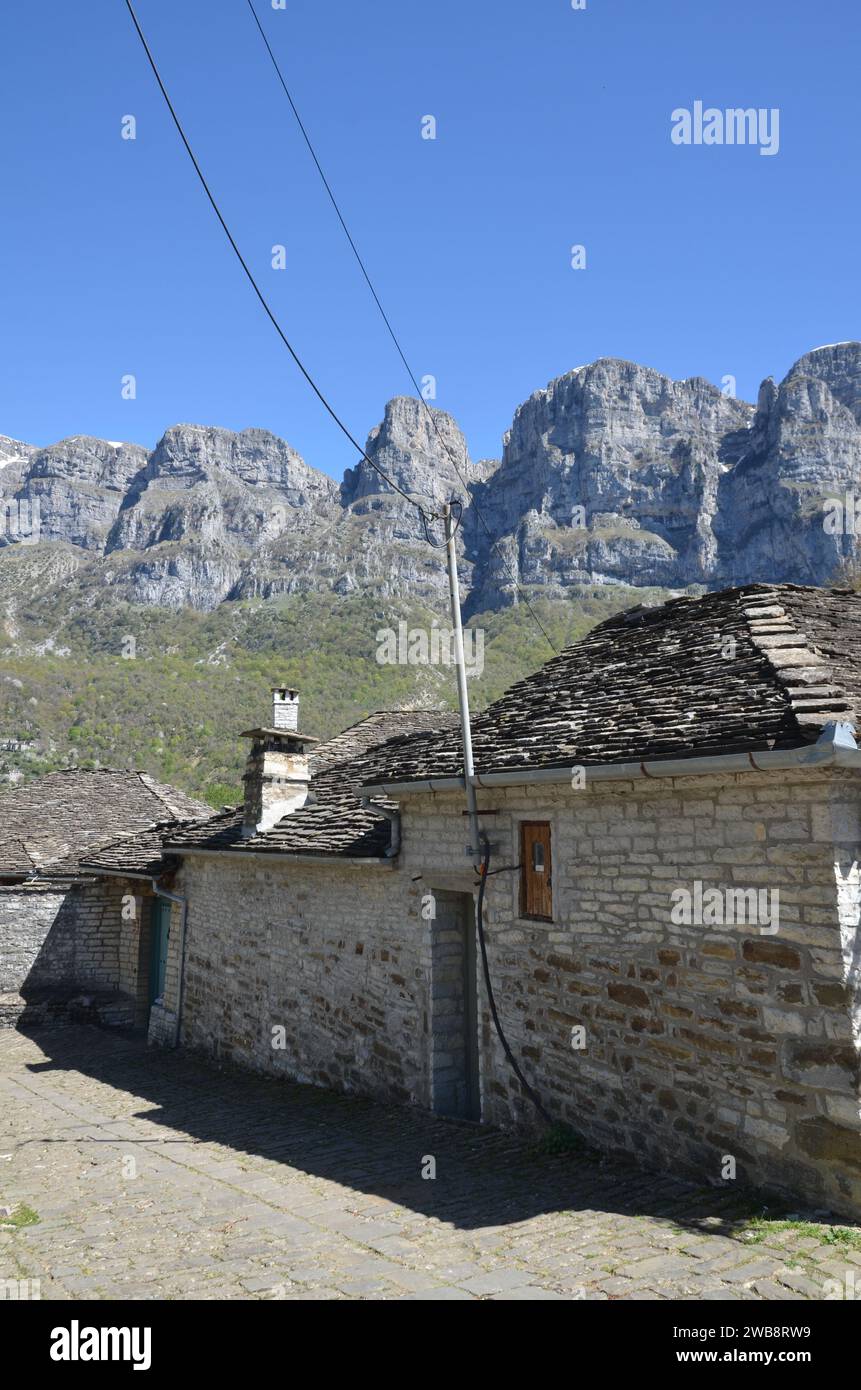 Grèce, nord-ouest, région d'Epire, monument Ioannina Kalpaki, village Zagoria Papigko et Konitsa pont en pierre voûté Banque D'Images