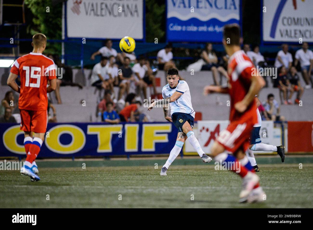 Enzo Fernandez, joueur de l'équipe nationale Argentine lors d'un match contre la Russie au tournoi COTIF 2019, l'Alcudia, Valence, Espagne. Banque D'Images