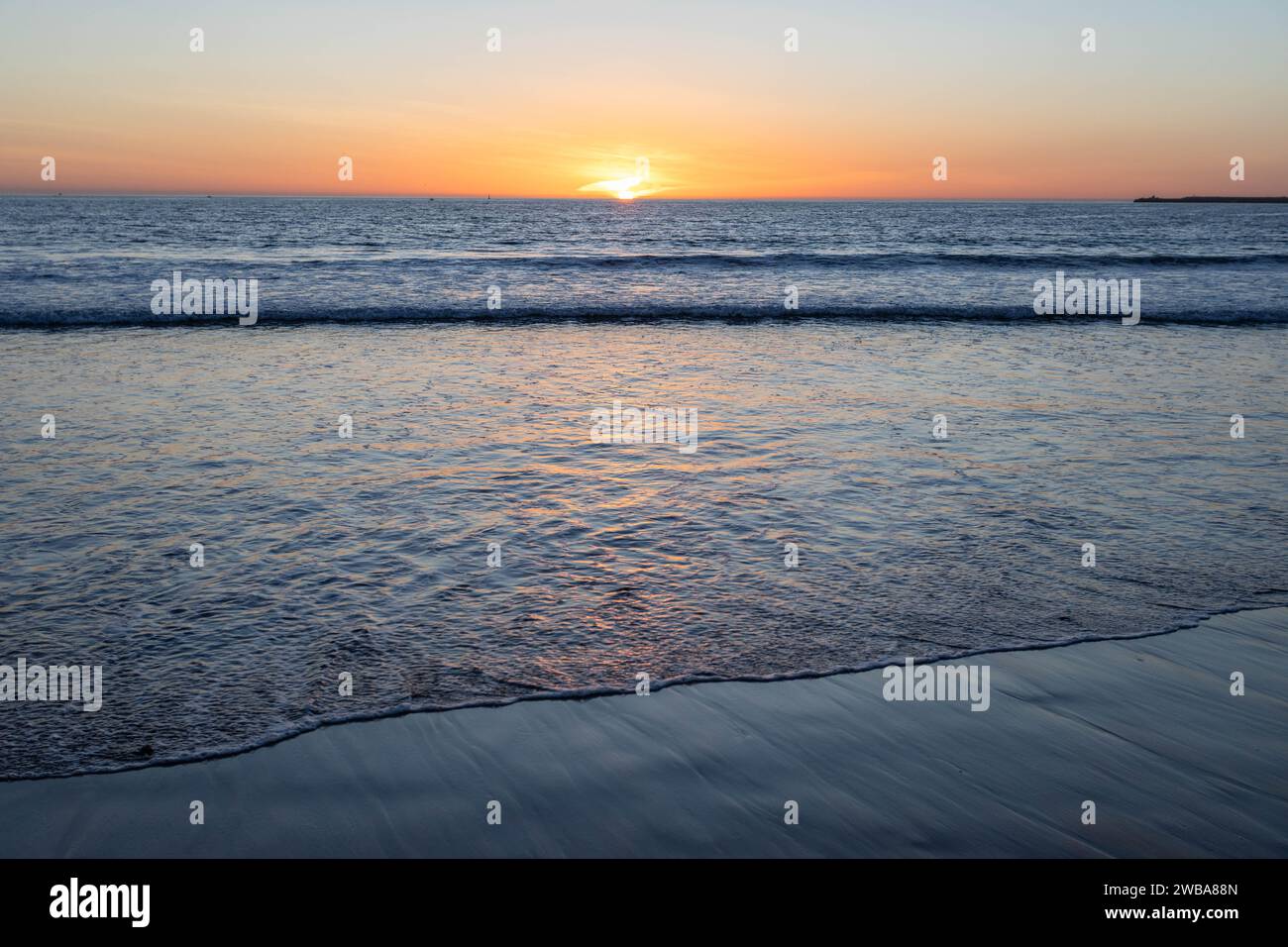 Coucher de soleil sur la plage à Agadir, Maroc, Afrique du Nord Banque D'Images