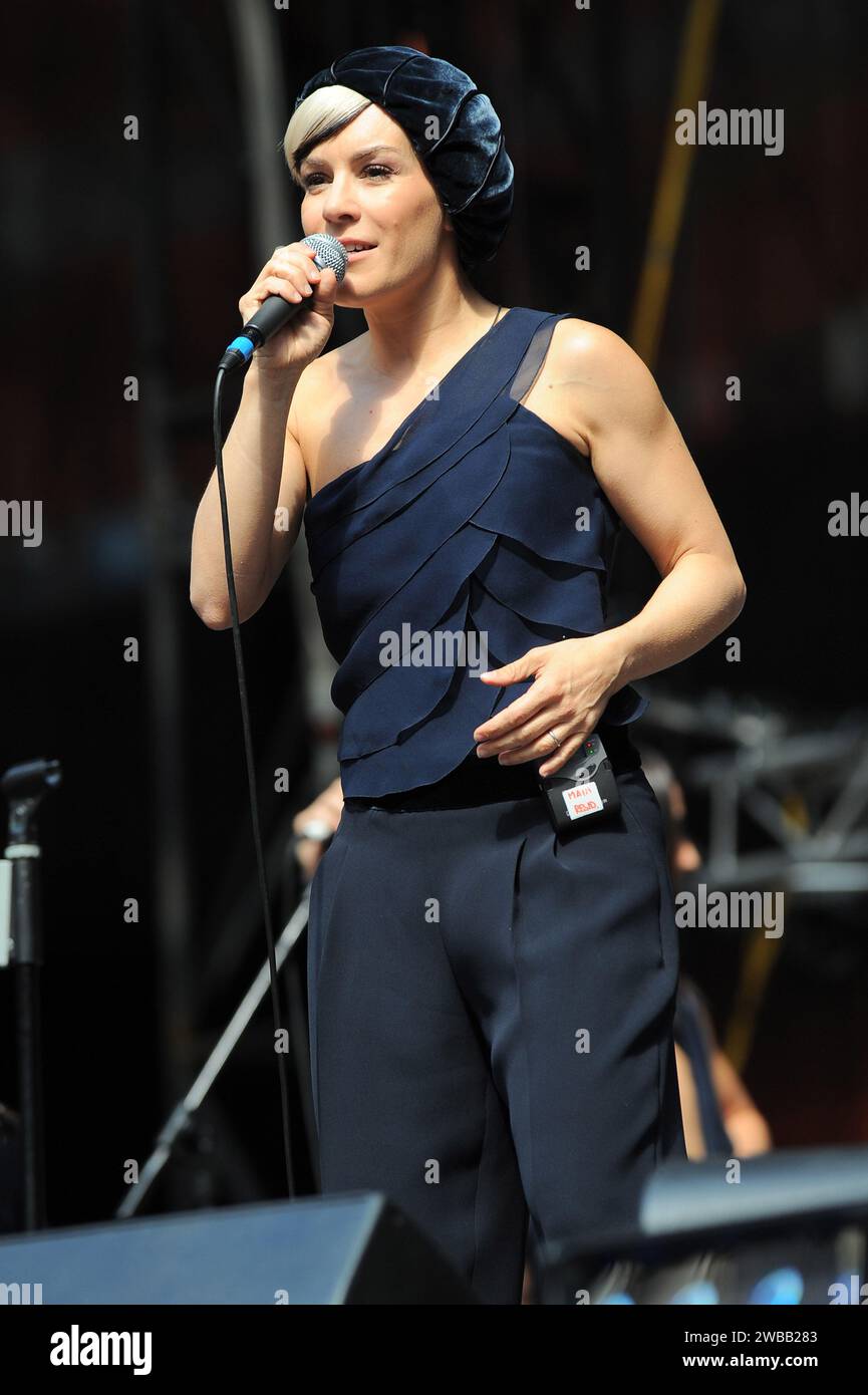 Milan Italie 2009-06-21, Milan Italie 2009-06-21, Alexia, chanteuse italienne, se produit au concert de charité 'Amiche per l'Abruzzo', pour le tremblement de terre dans les Abruzzes au stade San Siro Banque D'Images