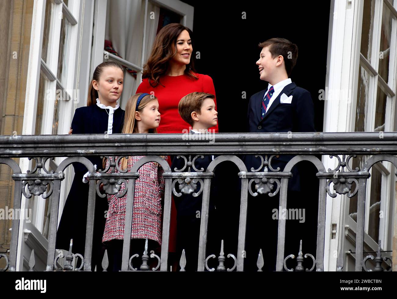 Copenhague/Danemark 16 avril 2018  .S.M. la Reine Margrethe II fête ses 78 ans d'anniversaire Come ouat Amalienborg Palce balacy compnay son prince Joachim et prince héritier Frederiks était absent du balcon, de sorte que son mari Psrince Henrik qui est mort quelques mois en arrière à balacoy princesse héritière Marie et ses tous les enfants pincess et prince et Prince Joachim et Princesse Marie et thier tous les enfants aujourd'hui le lundi 16 paréil 2018 photo.Francis Joseph Dean / Deanpictures. Banque D'Images