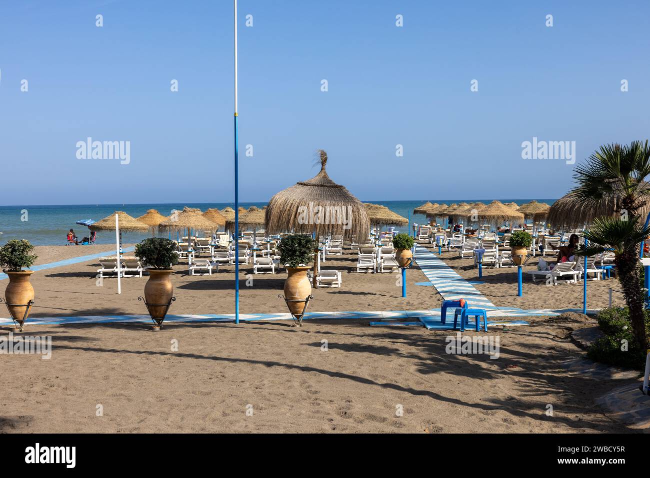 Torremolinos, Espagne - 15 septembre 2023 : plage de la Carihuela à Torremolinos, Malaga, Costa del sol, Espagne Banque D'Images