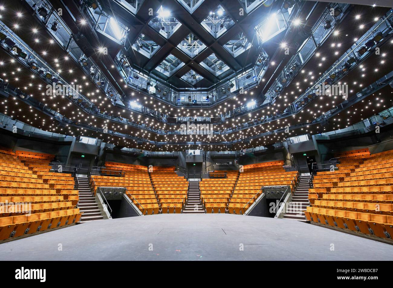 The Crucible Theatre auditorium, Sheffield, South Yorkshire, nord de l'Angleterre, Royaume-Uni Banque D'Images