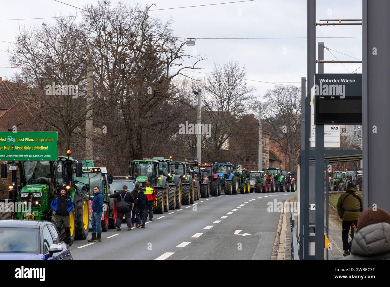Bauernproteste am 08.01.24 in Nürnberg Bauernproteste am 08.01.24 in Nürnberg, Einfahrt über den