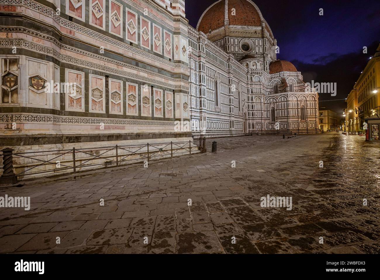 Cathédrale de Santa Maria del Fiore la nuit Banque D'Images