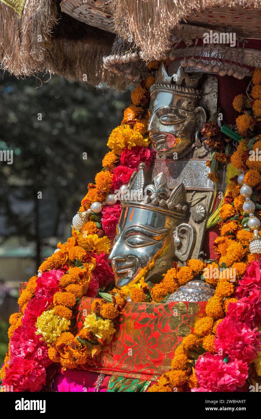 Dieux locaux, Devtas locaux, déités locales, méga Festival, Festivals de Dussehra, Dhalpur Ground, Kullu, Kulu, Himachal Pradesh, Inde, Asie, festivals indiens Banque D'Images