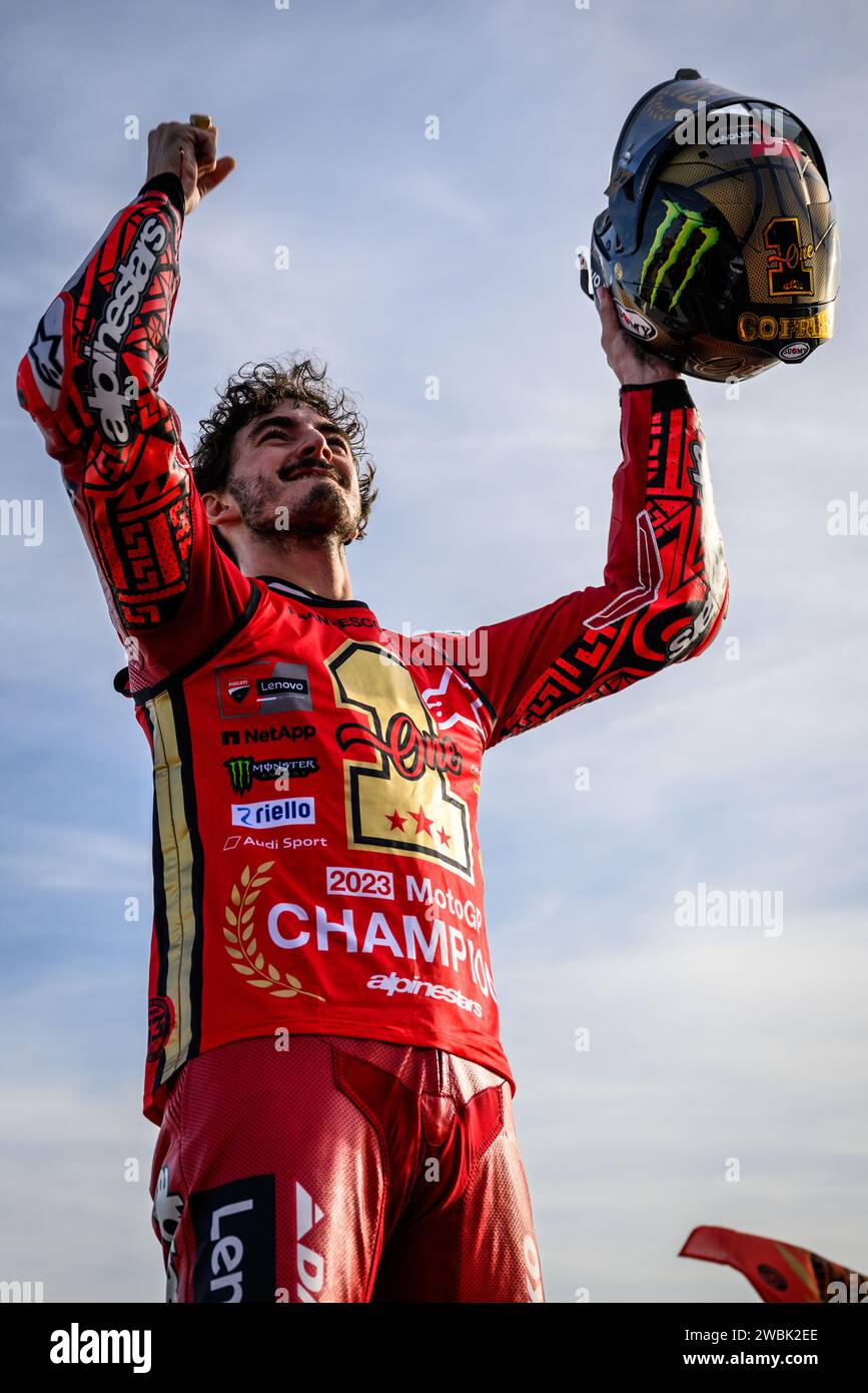 Le pilote italien MotoGP Pecco Francesco Bagnaia de Ducati célébrant le ...