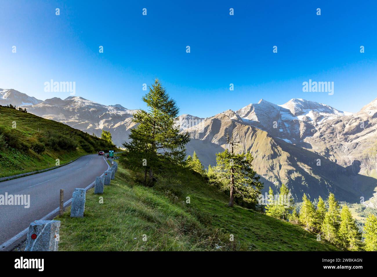 Grossglockner High Alpine Road, Kloben, 2938 m, Spielmann, 3027 m, Schartenkopf, 2857 m, Kapuziner, 2852 m, Sinnwelleck, 3261 m, Parc National Hohe Tauern, Autriche, Europe Banque D'Images