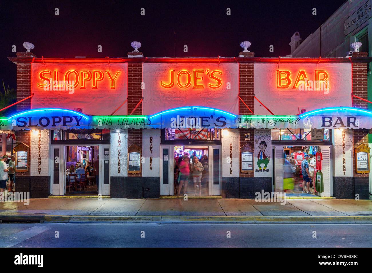 Sloppy Joes Bar illuminé à Night Key West, Floride États-Unis Banque D'Images