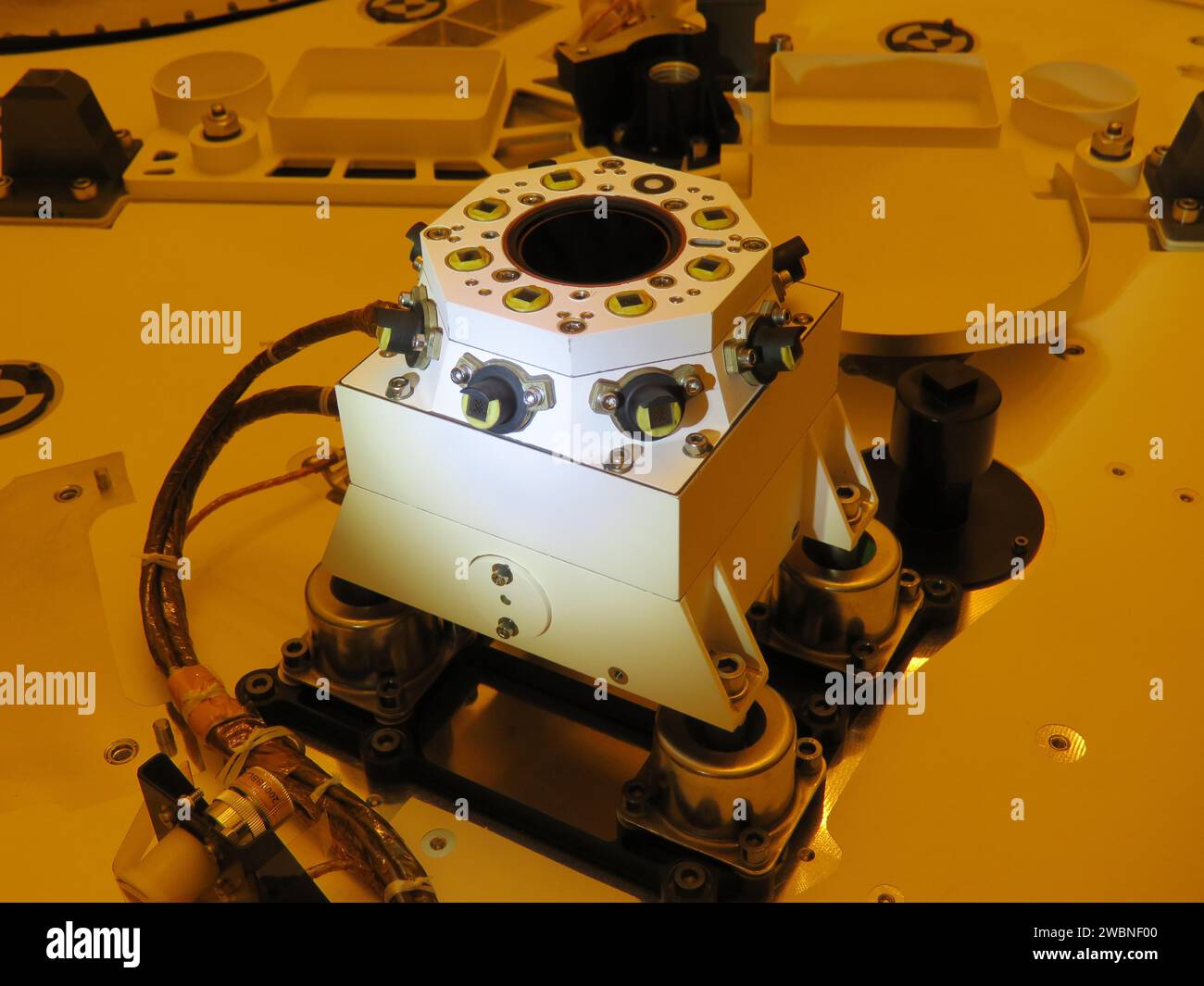 Cadre Rover Instruments Map SkyCam est une caméra orientée vers le ciel à bord du rover ...