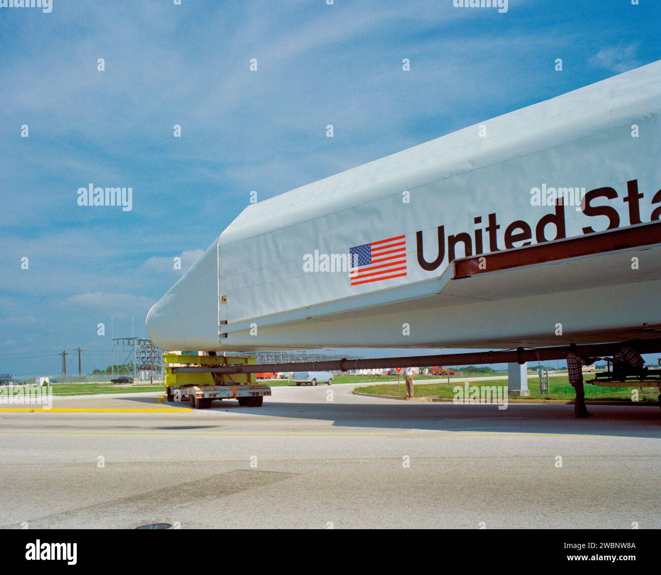 La maquette de la navette Pathfinder a été déplacée de Turn Basin à Vehicle Assembly Building au Kennedy Space Center le 5 avril 1978, pour la formation, les vérifications d'ajustement et la répétition avant d'être exposée au U.S. Space and Rocket Center. Banque D'Images