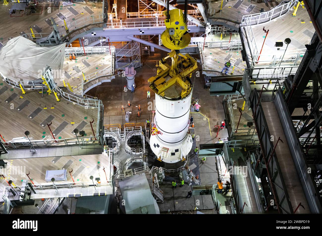 Dans cette vue de dessus dans High Bay 3 à lintérieur du Vehicle Assembly Building VAB du