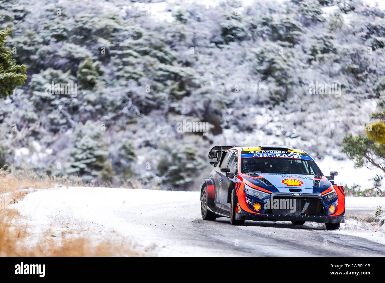 BR, France. 10 janvier 2024. Thierry NEUVILLE (bel), HYUNDAI I20 N Rally1 Hybrid, WRC, action lors des essais précédant le Championnat du monde des voitures de rallye WRC 2024, Rallye Monte Carlo le 10 2024 janvier au Col des Garnets, Bréziers, France - photo Bastien Roux/DPPI crédit : DPPI Media/Alamy Live News Banque D'Images