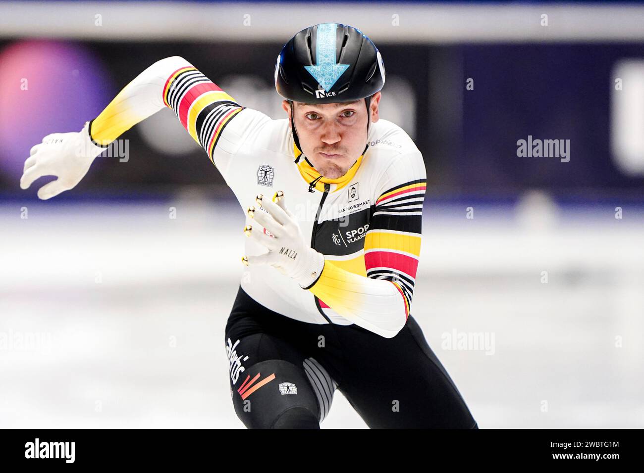 GDANSK, POLOGNE - JANVIER 12 : Stijn Desmet de Belgique concourant sur le 500m masculin lors des Championnats d'Europe de patinage de vitesse sur courte piste ISU à Hala Olivia le 12 janvier 2024 à Gdansk, Pologne. (Photo d'Andre Weening/Orange Pictures) Banque D'Images