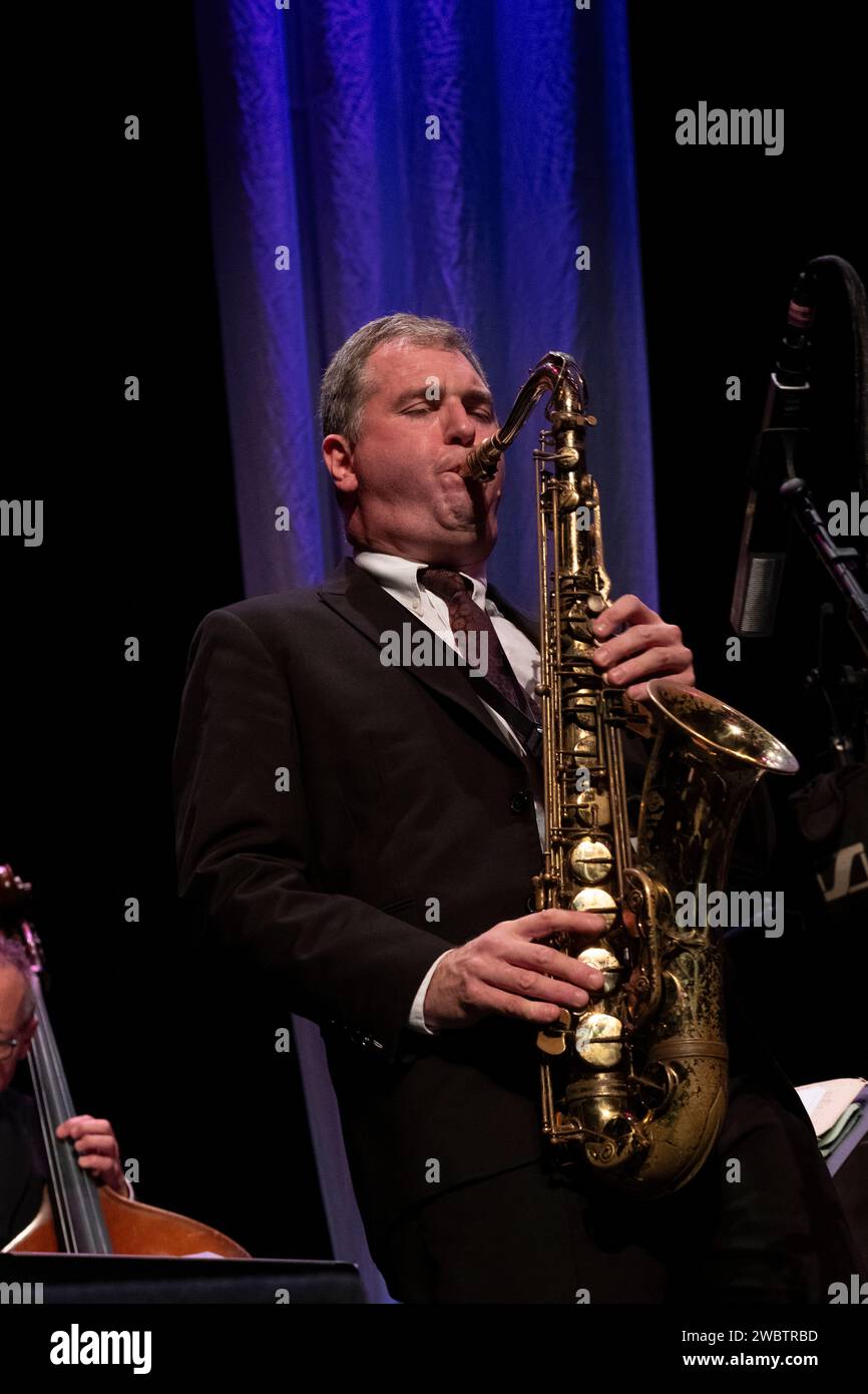 Simon Spillett Big Band live, Scarborough Jazz Festival 2022, Yorkshire, Royaume-Uni Banque D'Images
