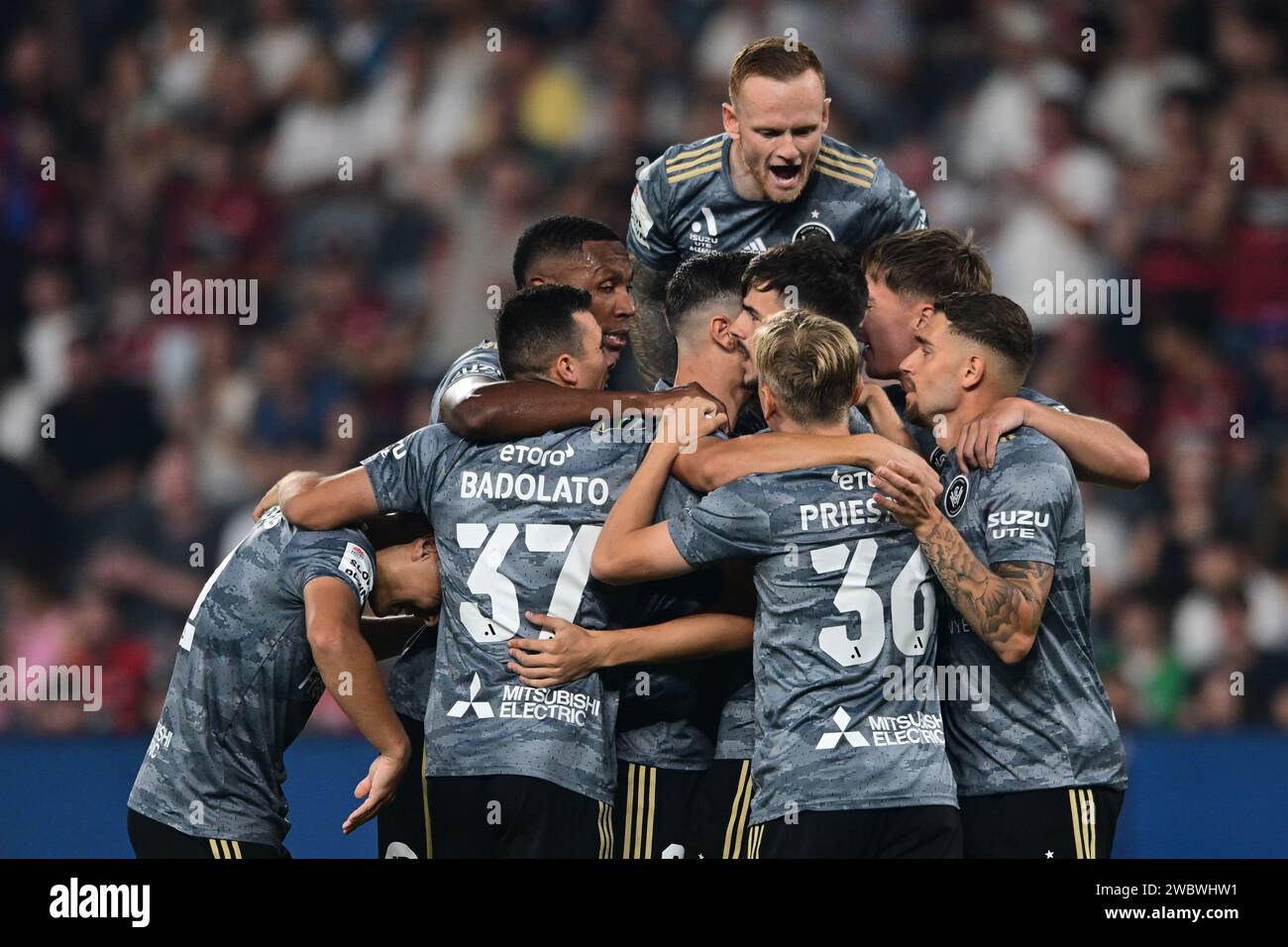 Parramatta, Australie. 12 janvier 2024. Le Western Sydney Wanderers FC célèbre la fête lors du match Unite Round de la saison 2023/24 de la Ligue A entre le Melbourne City FC et le Western Sydney Wanderers FC au CommBank Stadium. Score final ; Western Sydney Wanderers 1:0 Melbourne City FC. (Photo Luis Veniegra/SOPA Images/Sipa USA) crédit : SIPA USA/Alamy Live News Banque D'Images