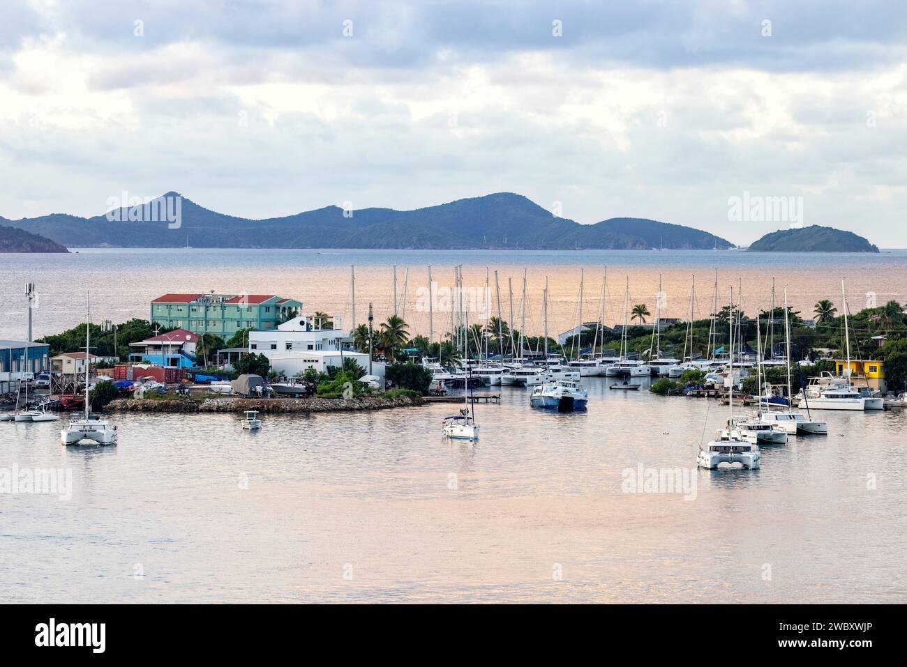Marina tôt le matin lumière - Road Town, Tortola, Îles Vierges britanniques Banque D'Images