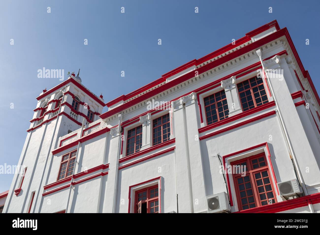 George Town, Penang, Malaisie - 10 janvier 2024 : Bâtiment de la caserne de pompiers à George Town, Penang, Malaisie. Banque D'Images