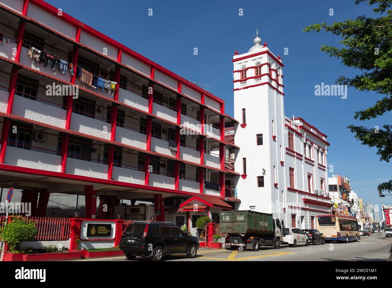 George Town, Penang, Malaisie - 10 janvier 2024 : Bâtiment de la caserne de pompiers à George Town, Penang, Malaisie. Banque D'Images