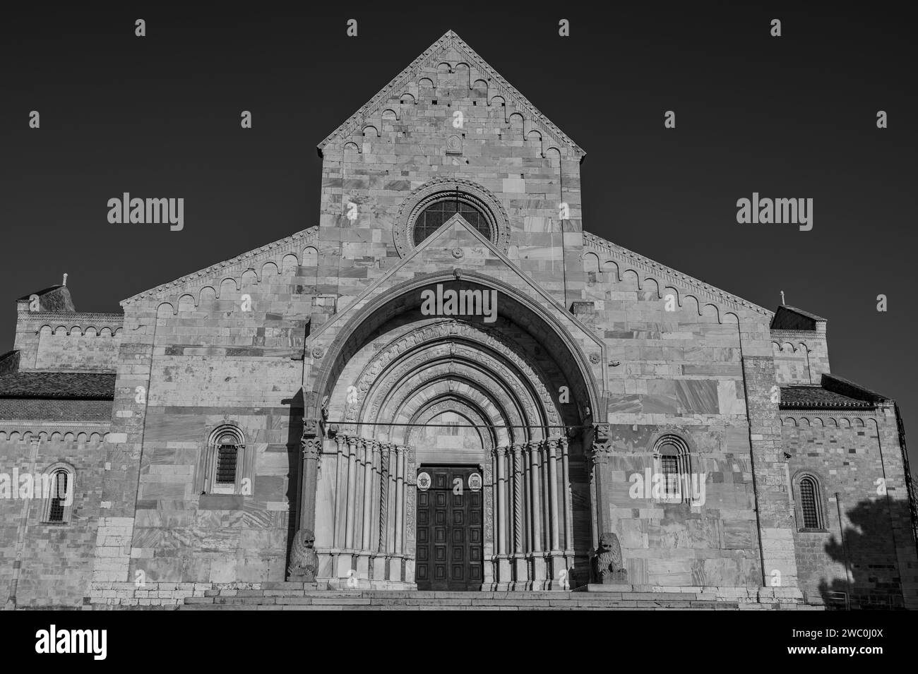 La cathédrale d'Ancône est dédiée à San Ciriaco. C'est une église