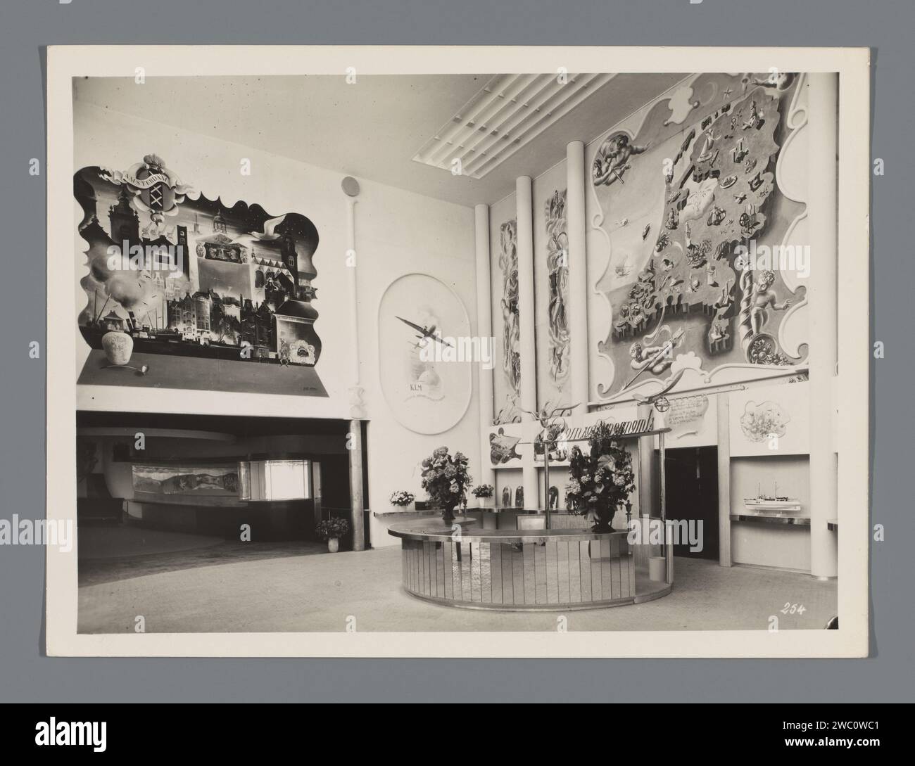 Département Hollandic. Exposition Paris, la Burthe & Warolin, 1937 photographie support photographique gélatine argentique Paris Banque D'Images