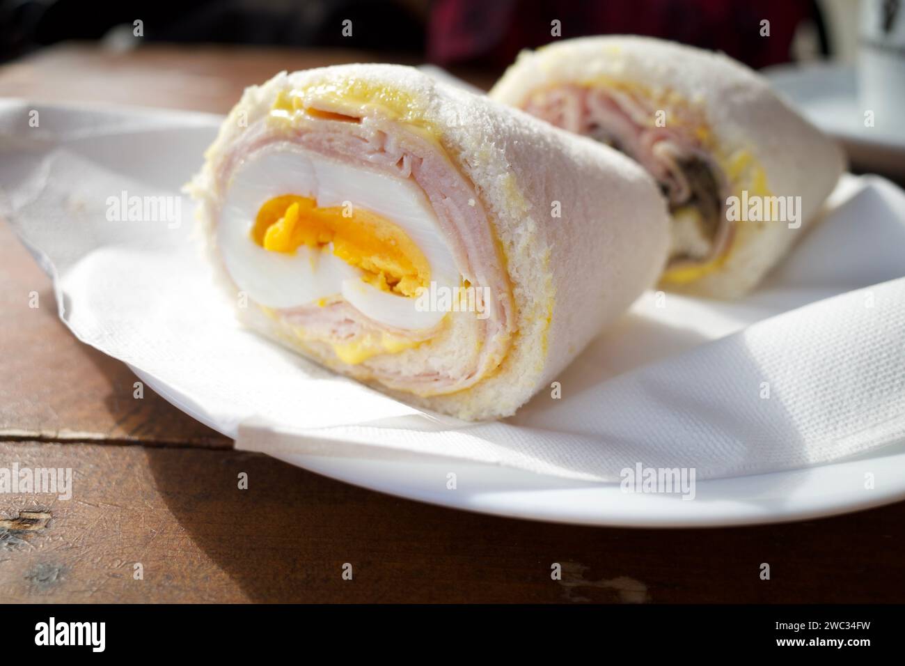 Sandwich roulé, style italien servi à Venise. Banque D'Images