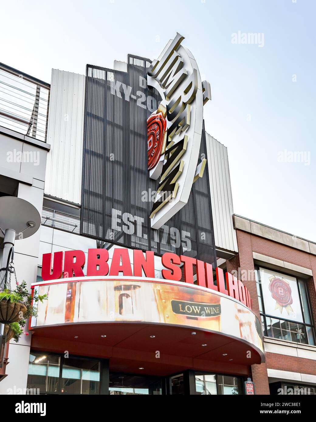 Le Jim Beam Stillhouse urbain est situé sur la célèbre 4ème rue au centre-ville de Louisville et donne un coup d'oeil à l'intérieur de la petite distillerie. Banque D'Images