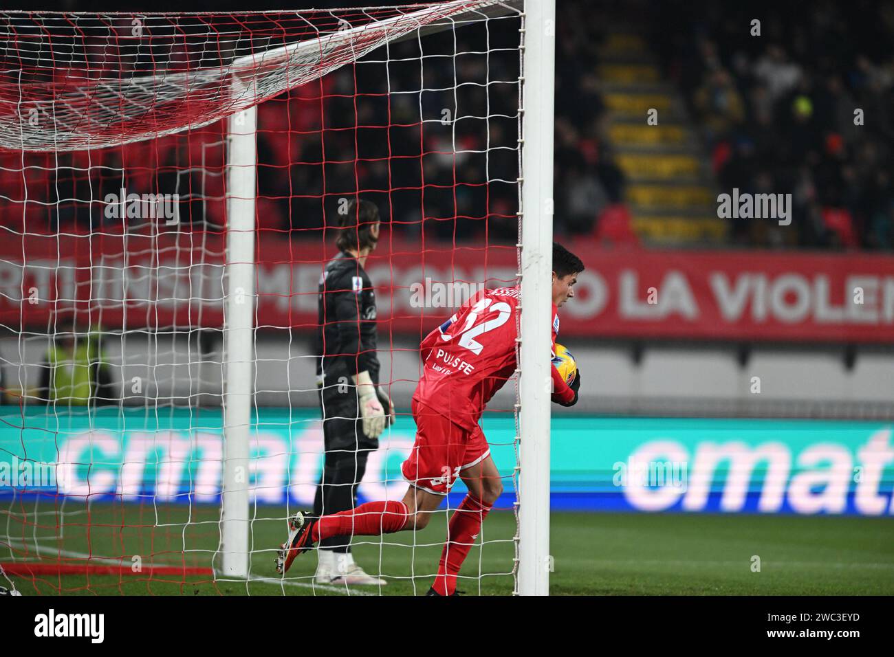 Matteo Pessina de l'AC Monza lors du match de football italien Serie A entre l'AC Monza et l'Inter FC Internazionale le 13 janvier 2024 au stade U-Power de Monza, en Italie. Photo Tiziano Ballabio Banque D'Images