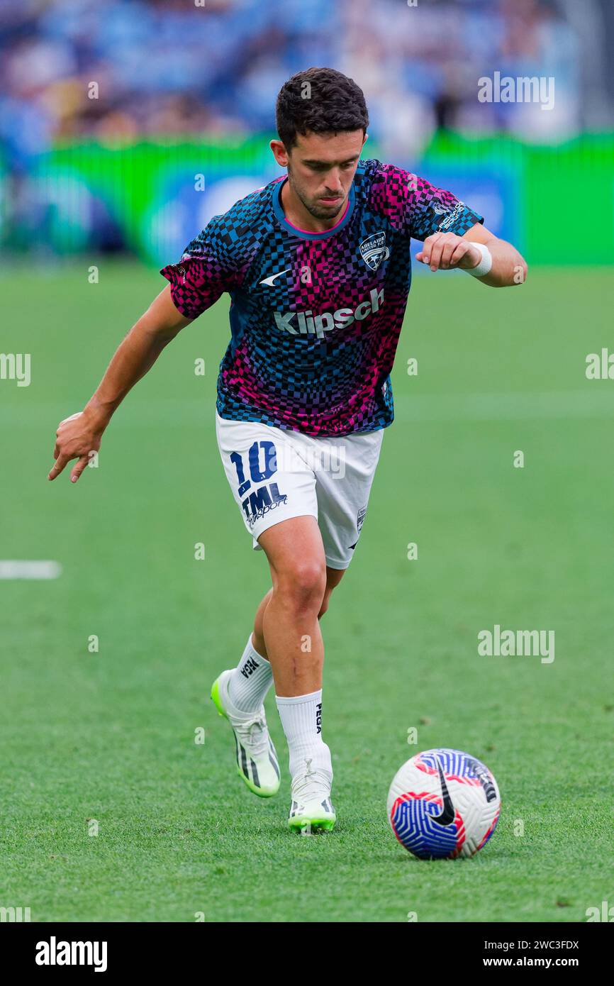 Sydney, Australie. 13 janvier 2024. Zach Clough d'Adelaide United se réchauffe avant le match de Rd27 hommes de La A-League entre Adelaide United et le Sydney FC à l'Allianz Stadium le 13 janvier 2024 à Sydney, Australie Credit : IOIO IMAGES/Alamy Live News Banque D'Images